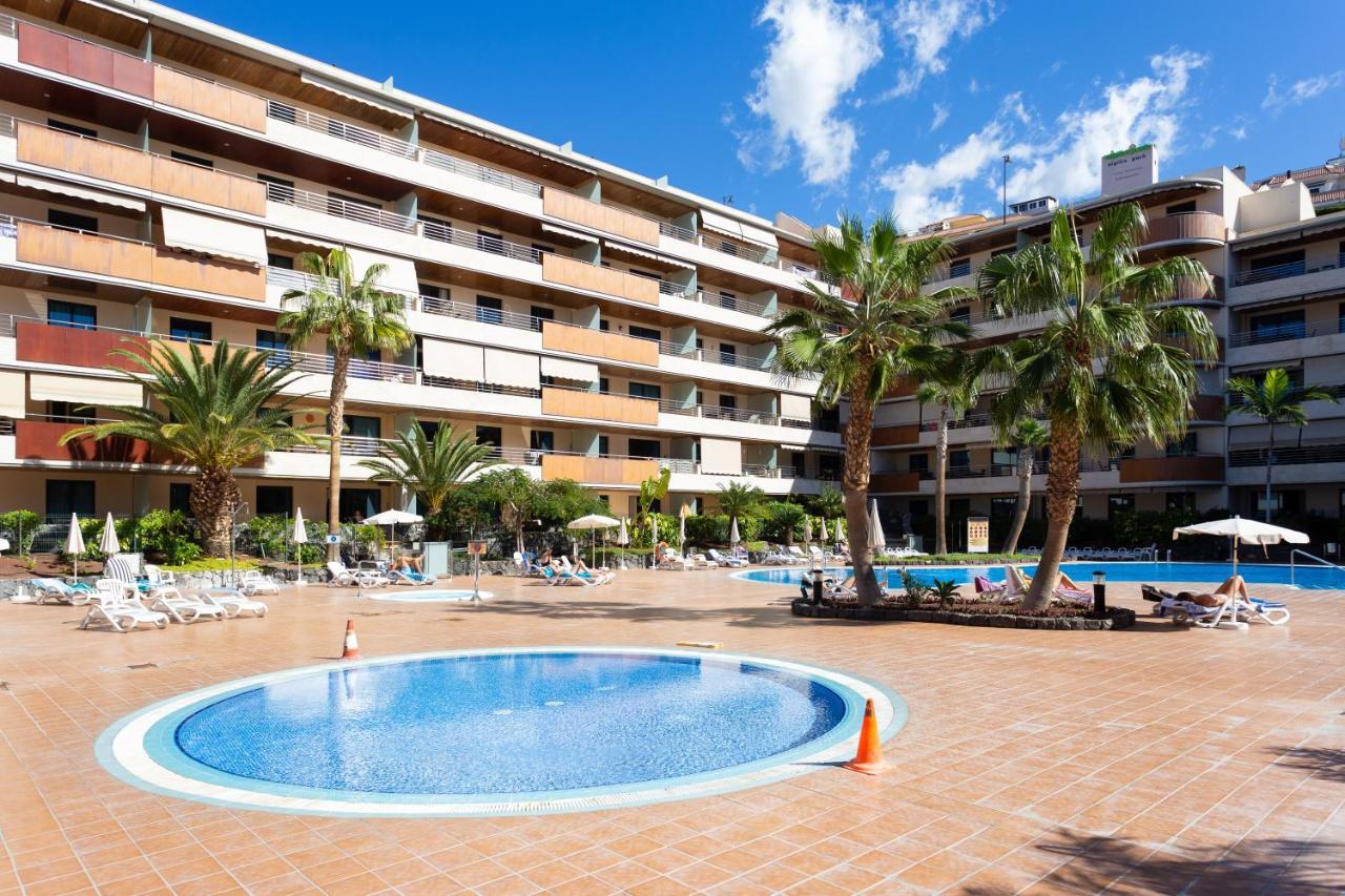 Home2book Stunning Sea Views & Pool Gigantes Apartment
